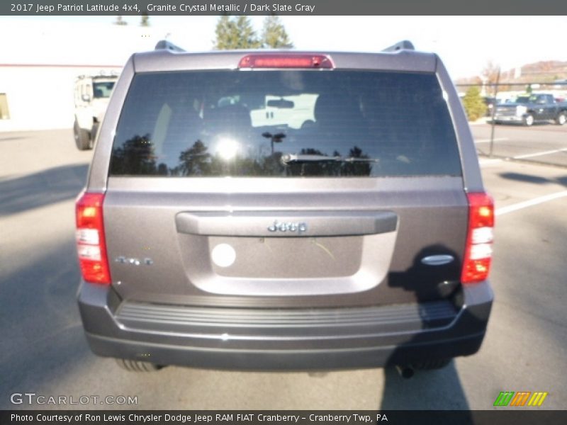 Granite Crystal Metallic / Dark Slate Gray 2017 Jeep Patriot Latitude 4x4