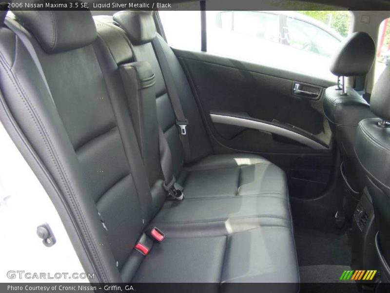 Liquid Silver Metallic / Black 2006 Nissan Maxima 3.5 SE