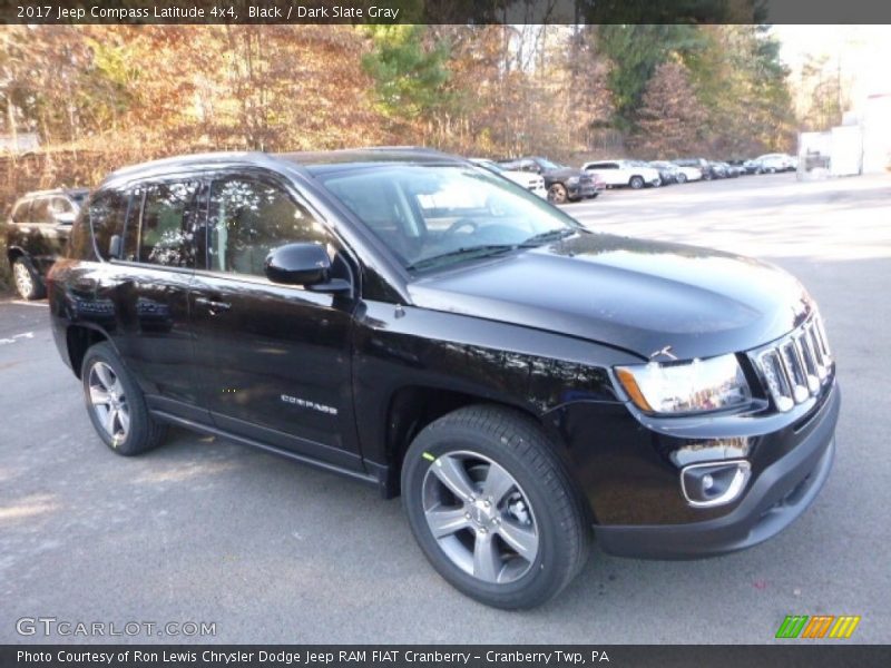 Black / Dark Slate Gray 2017 Jeep Compass Latitude 4x4