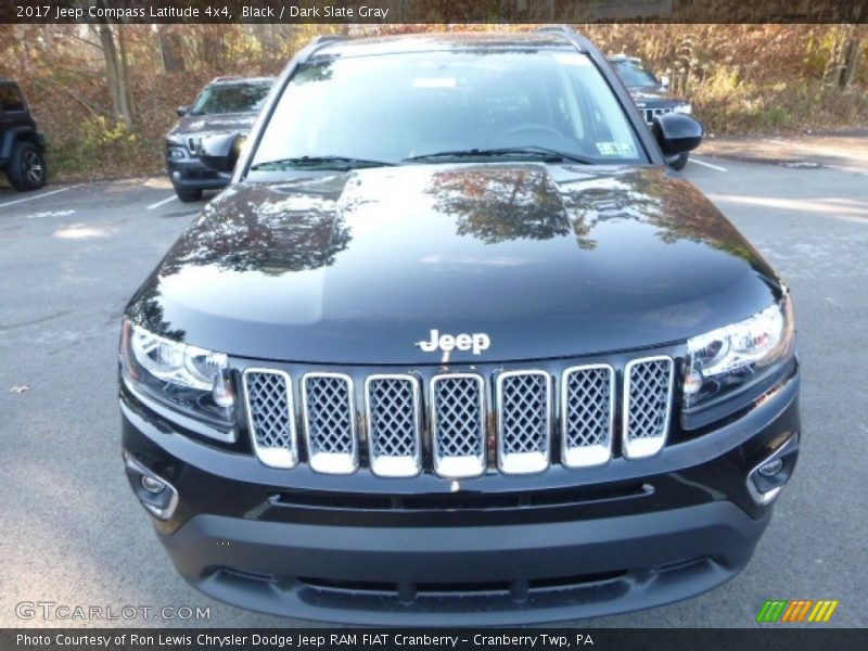 Black / Dark Slate Gray 2017 Jeep Compass Latitude 4x4