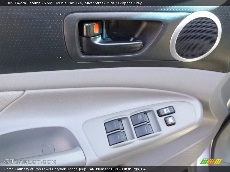 Silver Streak Mica / Graphite Gray 2009 Toyota Tacoma V6 SR5 Double Cab 4x4