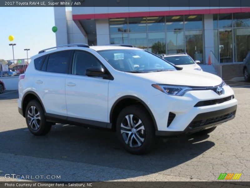Super White / Ash 2017 Toyota RAV4 LE