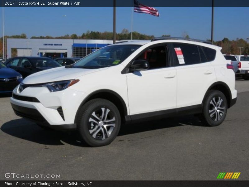 Super White / Ash 2017 Toyota RAV4 LE