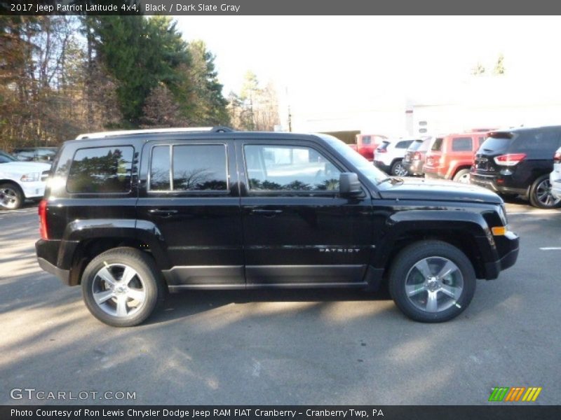 Black / Dark Slate Gray 2017 Jeep Patriot Latitude 4x4