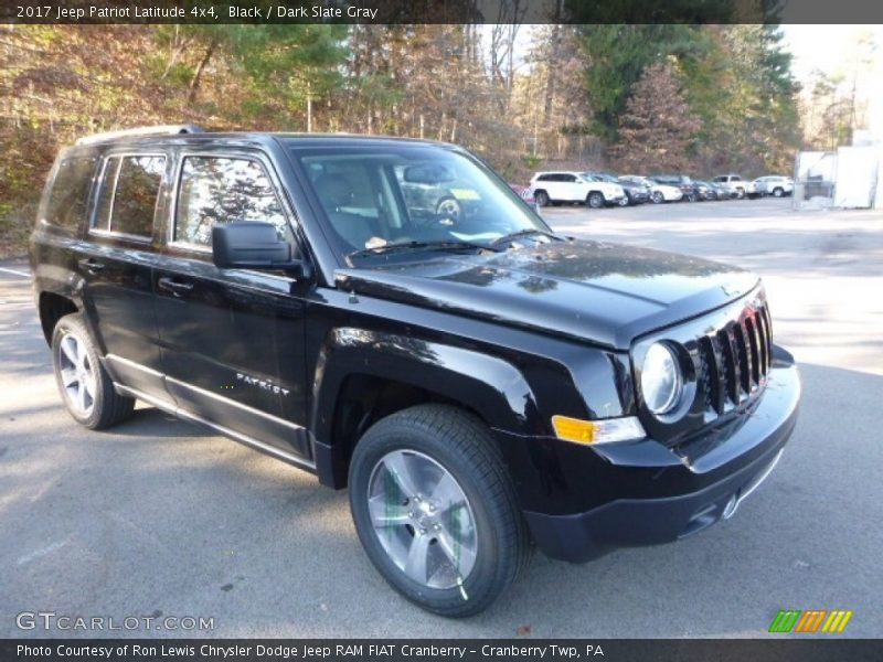 Black / Dark Slate Gray 2017 Jeep Patriot Latitude 4x4