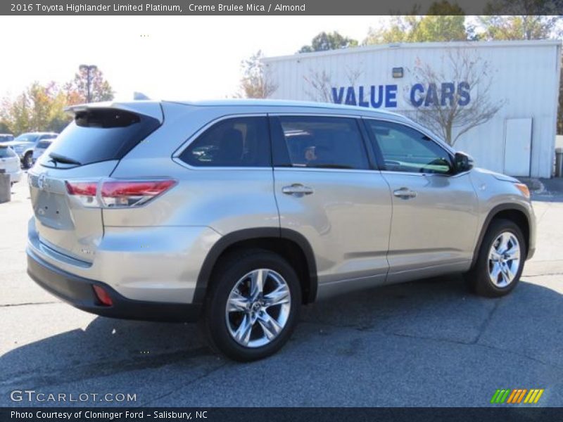 Creme Brulee Mica / Almond 2016 Toyota Highlander Limited Platinum