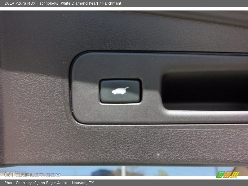 White Diamond Pearl / Parchment 2014 Acura MDX Technology