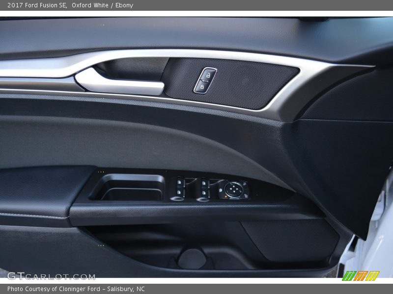 Oxford White / Ebony 2017 Ford Fusion SE