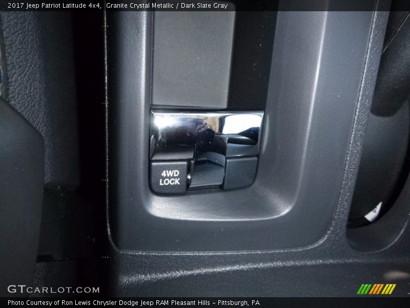 Granite Crystal Metallic / Dark Slate Gray 2017 Jeep Patriot Latitude 4x4