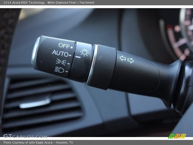 White Diamond Pearl / Parchment 2014 Acura MDX Technology