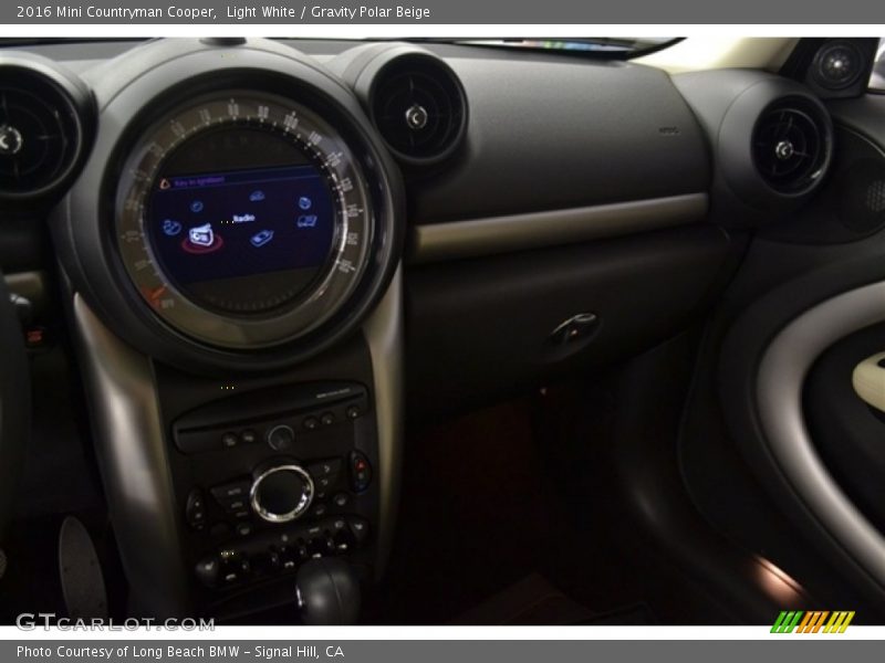 Light White / Gravity Polar Beige 2016 Mini Countryman Cooper