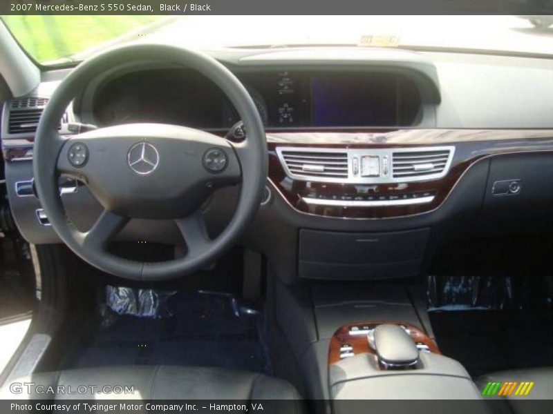 Black / Black 2007 Mercedes-Benz S 550 Sedan