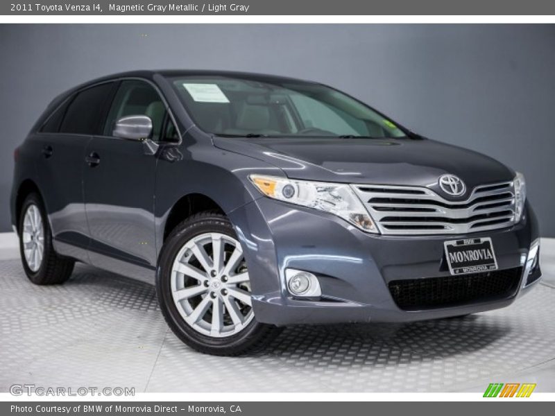 Magnetic Gray Metallic / Light Gray 2011 Toyota Venza I4