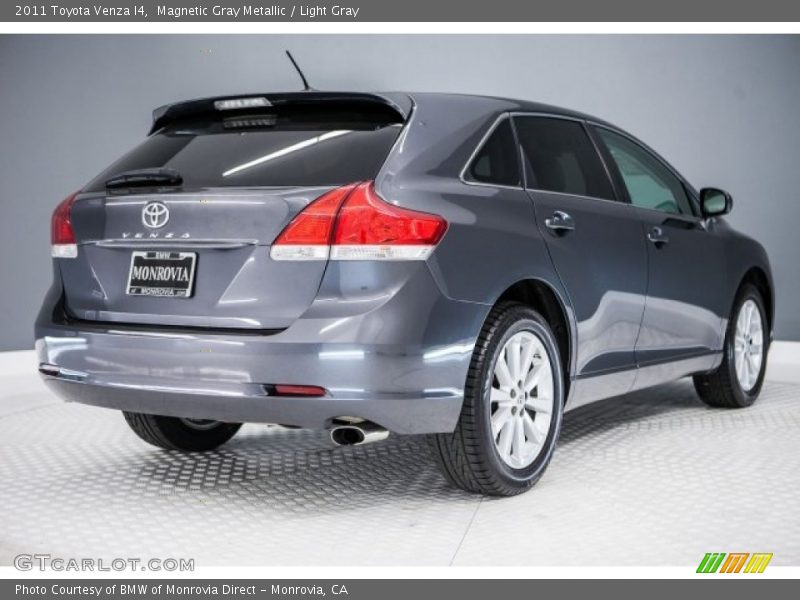 Magnetic Gray Metallic / Light Gray 2011 Toyota Venza I4