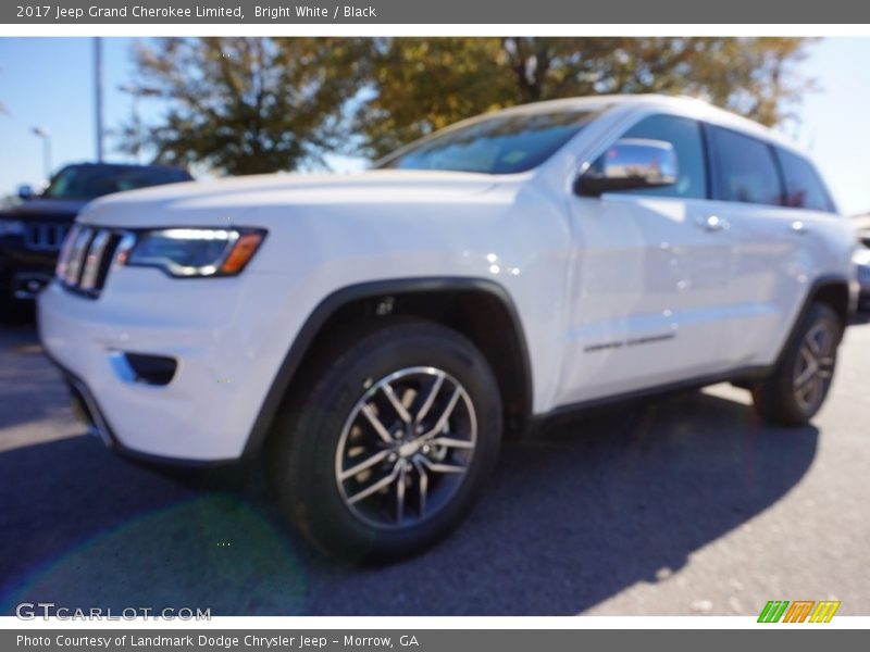 Bright White / Black 2017 Jeep Grand Cherokee Limited