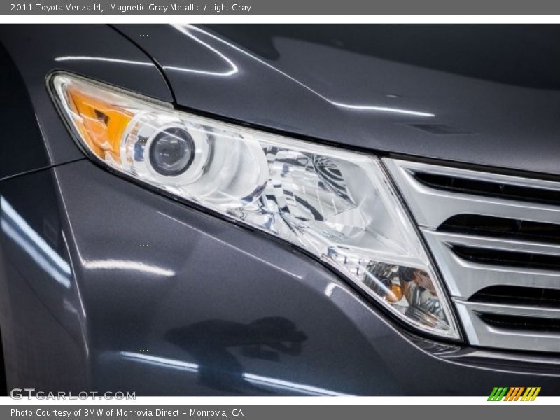 Magnetic Gray Metallic / Light Gray 2011 Toyota Venza I4