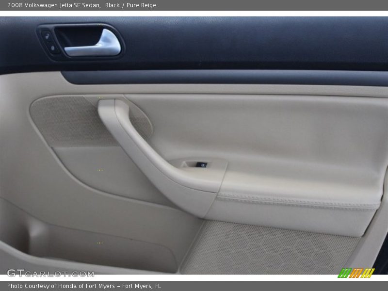 Black / Pure Beige 2008 Volkswagen Jetta SE Sedan