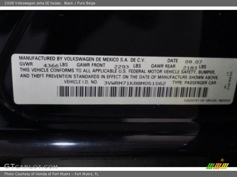 Black / Pure Beige 2008 Volkswagen Jetta SE Sedan