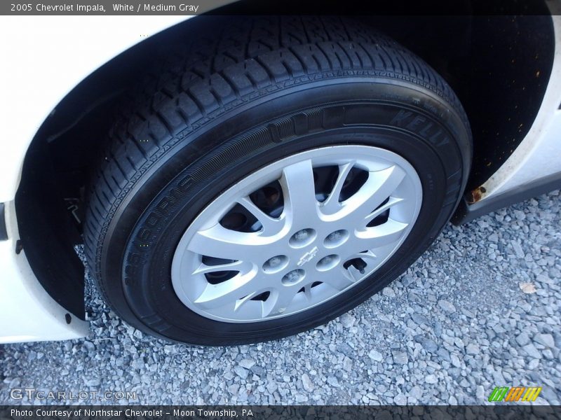 White / Medium Gray 2005 Chevrolet Impala