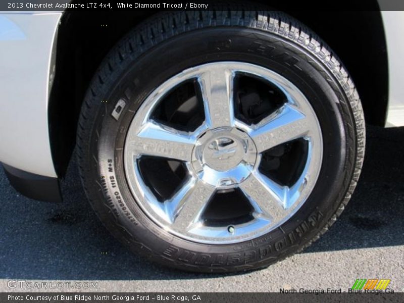 White Diamond Tricoat / Ebony 2013 Chevrolet Avalanche LTZ 4x4