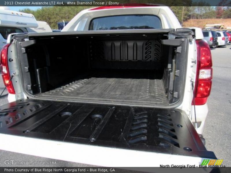 White Diamond Tricoat / Ebony 2013 Chevrolet Avalanche LTZ 4x4