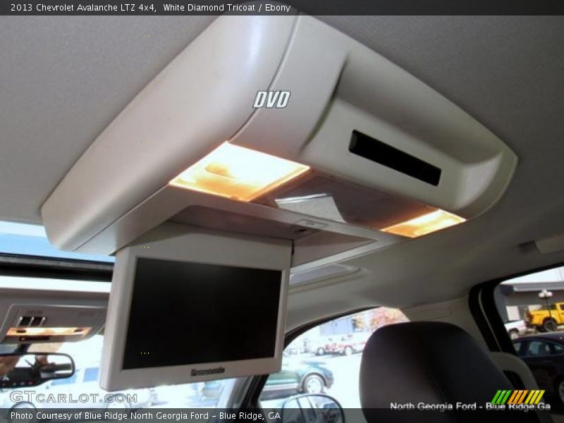 White Diamond Tricoat / Ebony 2013 Chevrolet Avalanche LTZ 4x4