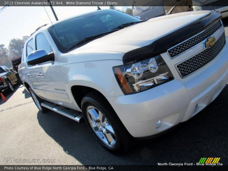 White Diamond Tricoat / Ebony 2013 Chevrolet Avalanche LTZ 4x4