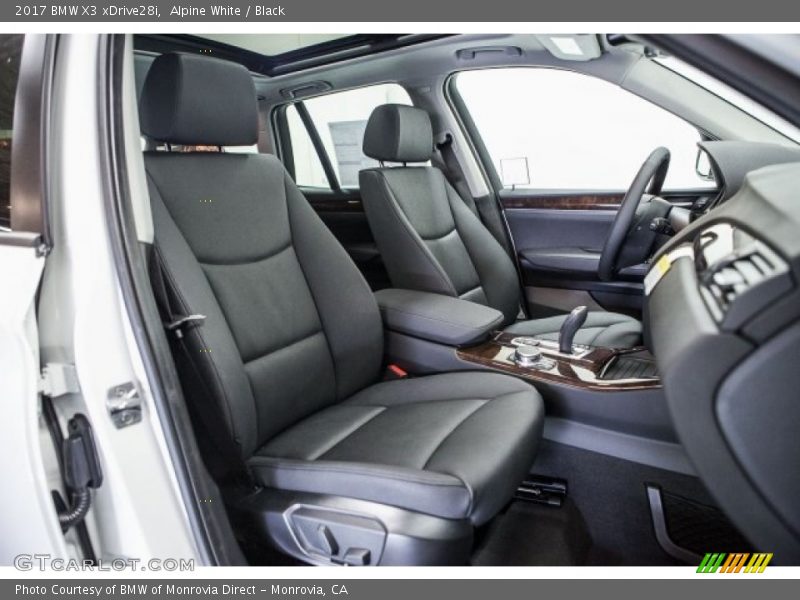 Alpine White / Black 2017 BMW X3 xDrive28i