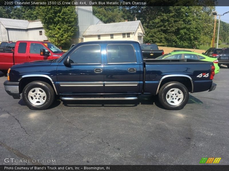Dark Blue Metallic / Dark Charcoal 2005 Chevrolet Silverado 1500 LS Crew Cab 4x4