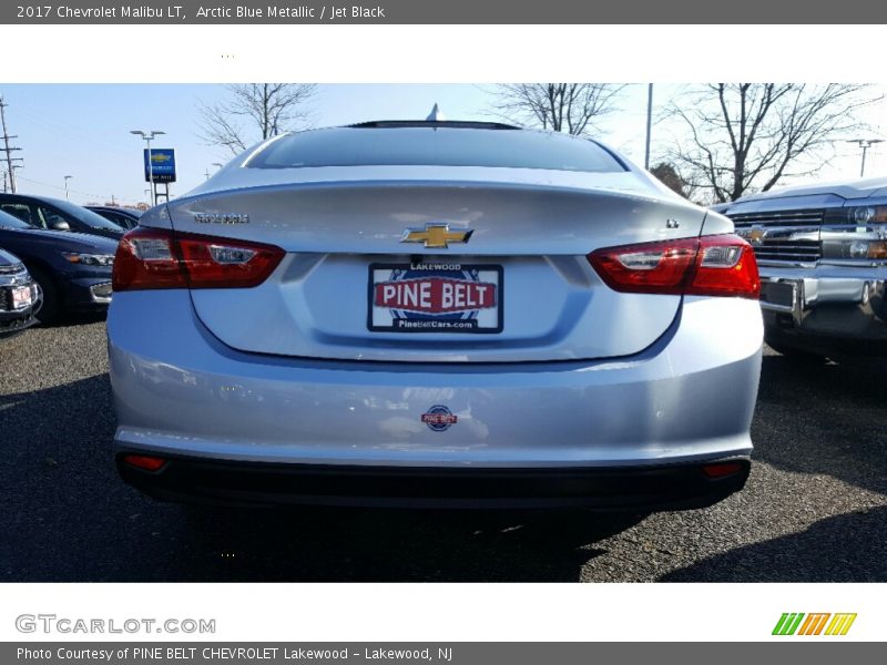 Arctic Blue Metallic / Jet Black 2017 Chevrolet Malibu LT