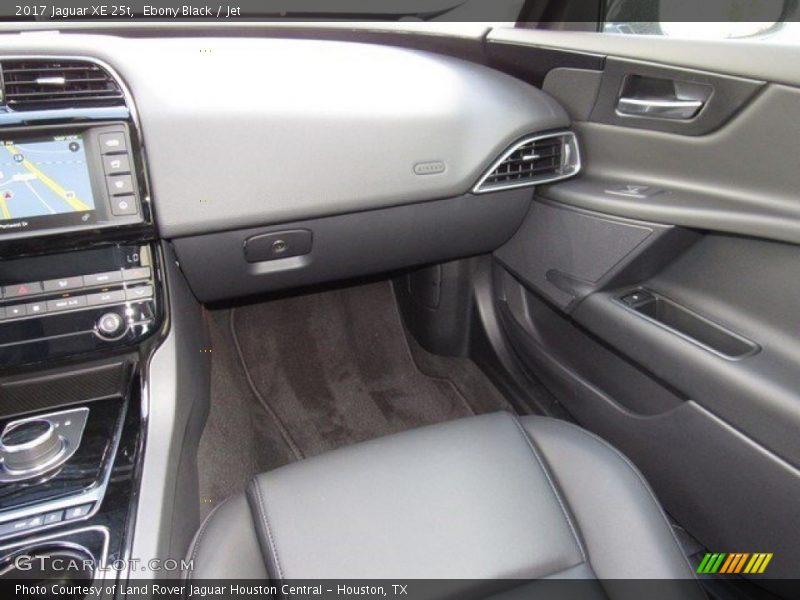Ebony Black / Jet 2017 Jaguar XE 25t