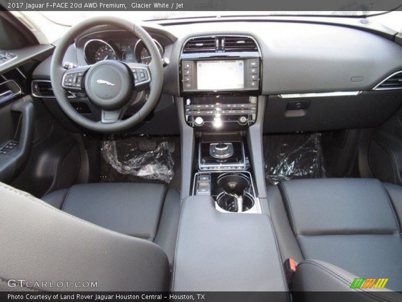 Glacier White / Jet 2017 Jaguar F-PACE 20d AWD Premium