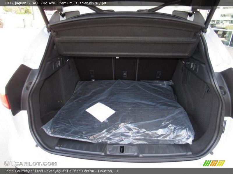 Glacier White / Jet 2017 Jaguar F-PACE 20d AWD Premium