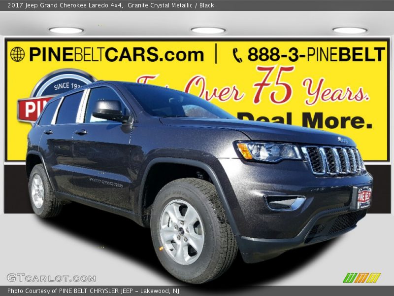 Granite Crystal Metallic / Black 2017 Jeep Grand Cherokee Laredo 4x4