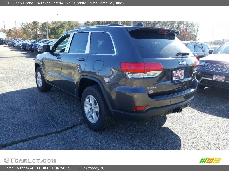 Granite Crystal Metallic / Black 2017 Jeep Grand Cherokee Laredo 4x4