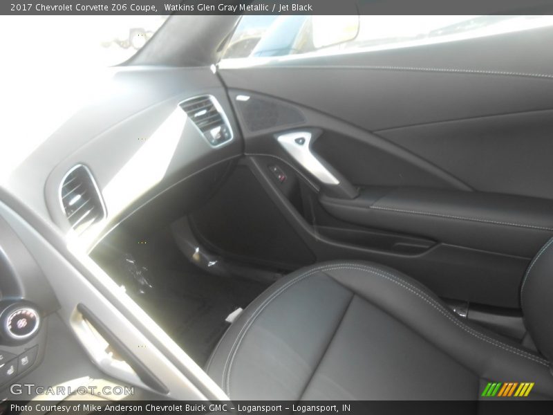 Watkins Glen Gray Metallic / Jet Black 2017 Chevrolet Corvette Z06 Coupe