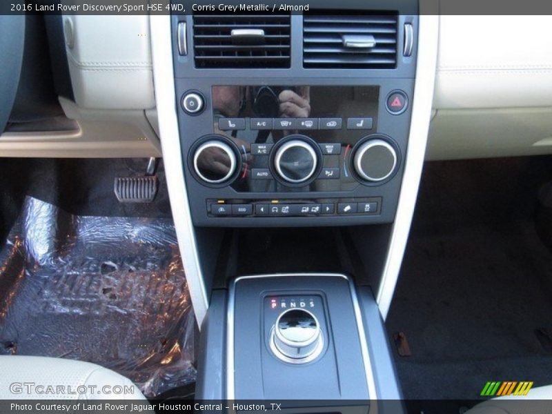 Corris Grey Metallic / Almond 2016 Land Rover Discovery Sport HSE 4WD