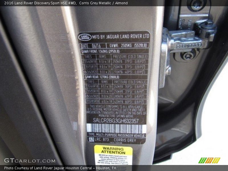 Corris Grey Metallic / Almond 2016 Land Rover Discovery Sport HSE 4WD