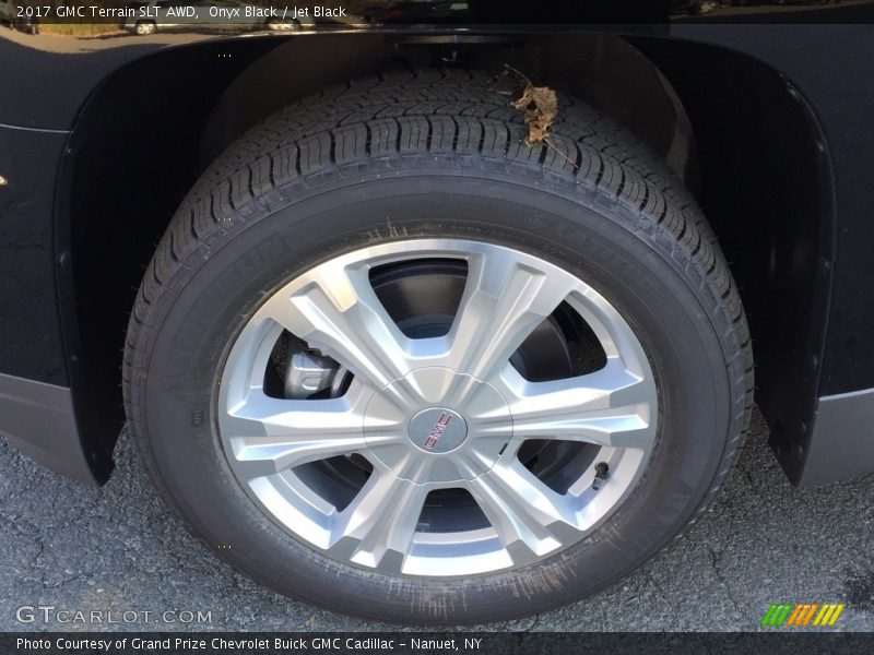  2017 Terrain SLT AWD Wheel