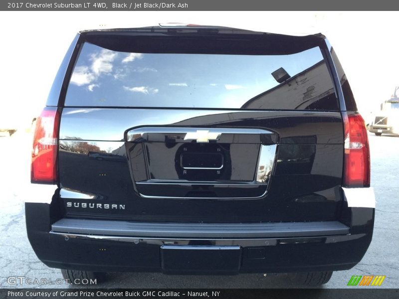 Black / Jet Black/Dark Ash 2017 Chevrolet Suburban LT 4WD