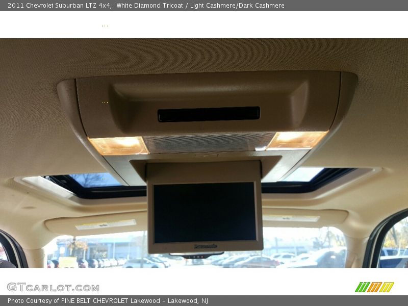 White Diamond Tricoat / Light Cashmere/Dark Cashmere 2011 Chevrolet Suburban LTZ 4x4