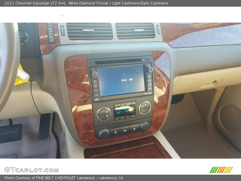 White Diamond Tricoat / Light Cashmere/Dark Cashmere 2011 Chevrolet Suburban LTZ 4x4