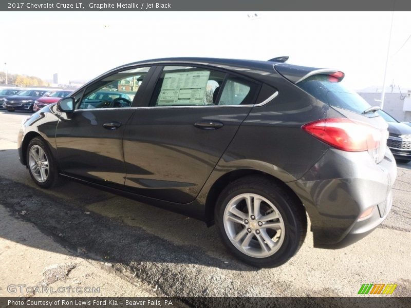 Graphite Metallic / Jet Black 2017 Chevrolet Cruze LT
