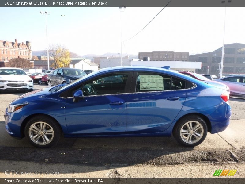 Kinetic Blue Metallic / Jet Black 2017 Chevrolet Cruze LT
