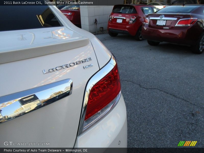 Summit White / Cocoa/Cashmere 2011 Buick LaCrosse CXL