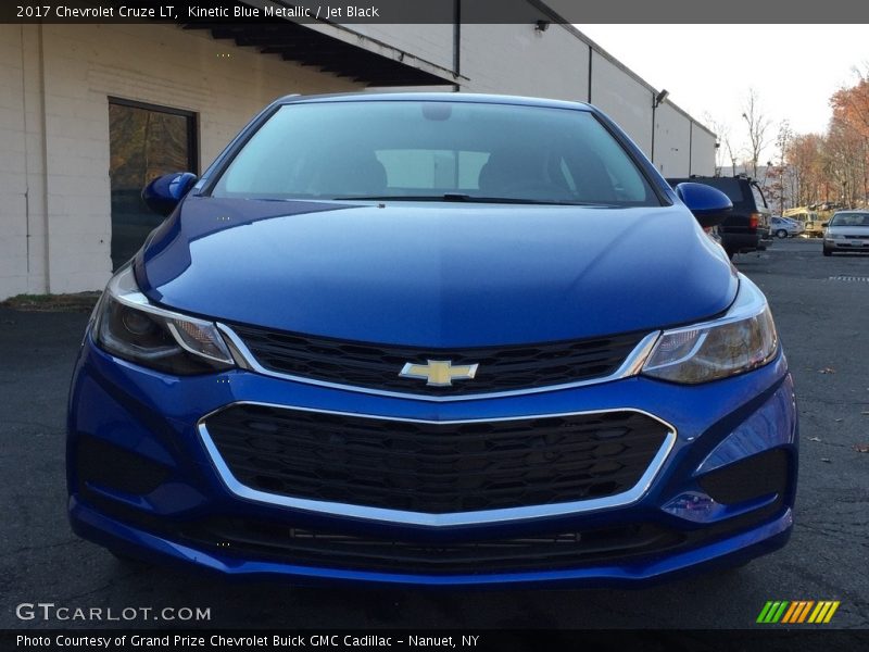 Kinetic Blue Metallic / Jet Black 2017 Chevrolet Cruze LT