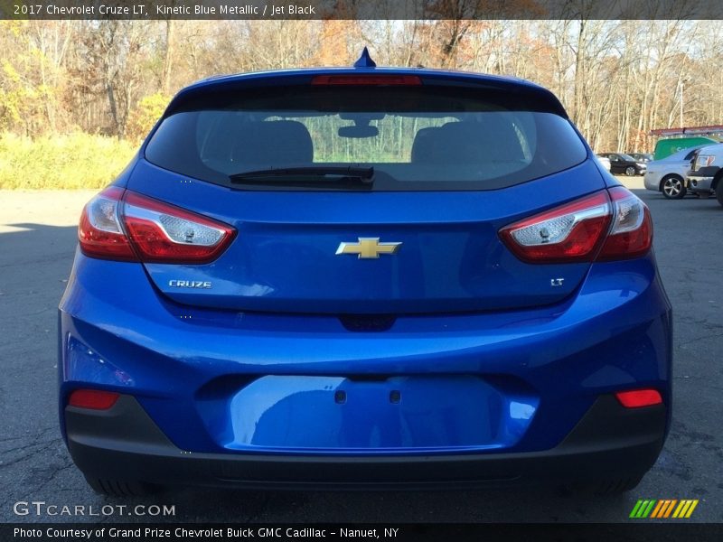 Kinetic Blue Metallic / Jet Black 2017 Chevrolet Cruze LT