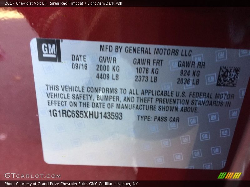 Siren Red Tintcoat / Light Ash/Dark Ash 2017 Chevrolet Volt LT