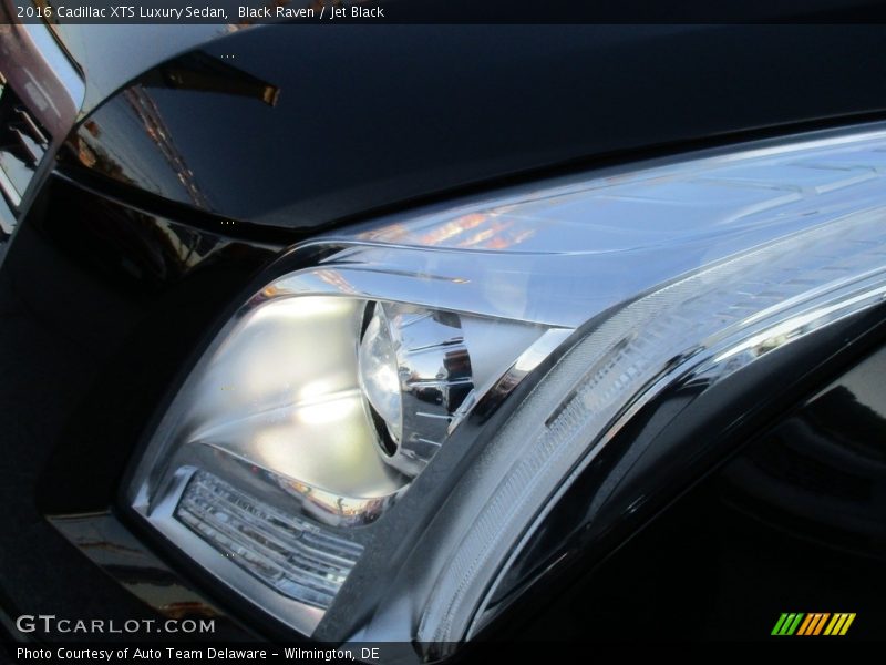 Black Raven / Jet Black 2016 Cadillac XTS Luxury Sedan