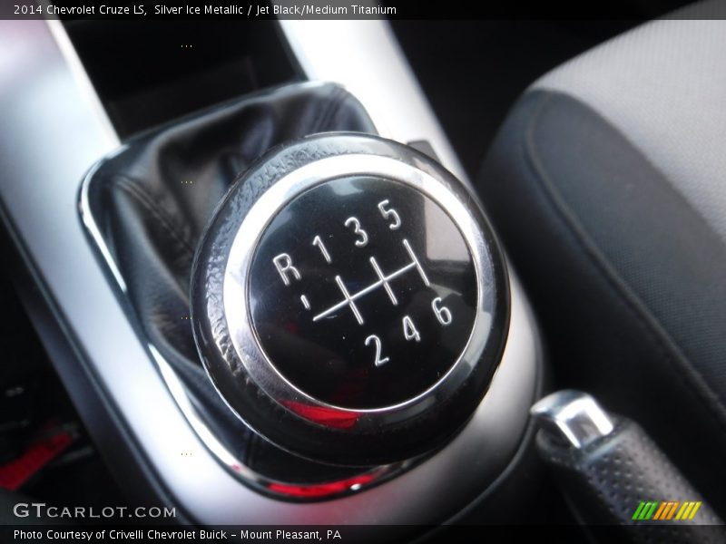 Silver Ice Metallic / Jet Black/Medium Titanium 2014 Chevrolet Cruze LS